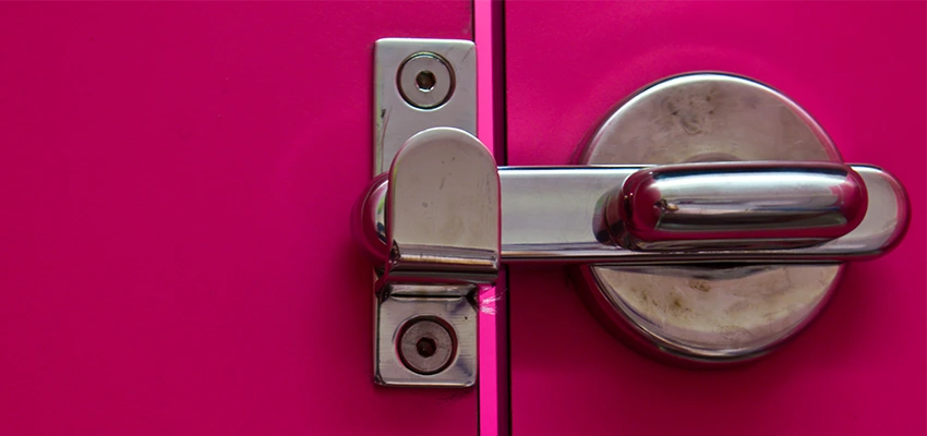 Childproof Gate Lock in Miami, Florida