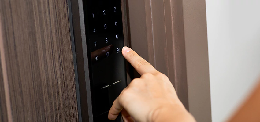 Smart Electric Locks Replacement Services in Miami, FL